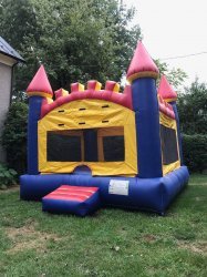 Arched20castle203 79980527 15-Castle Bounce House