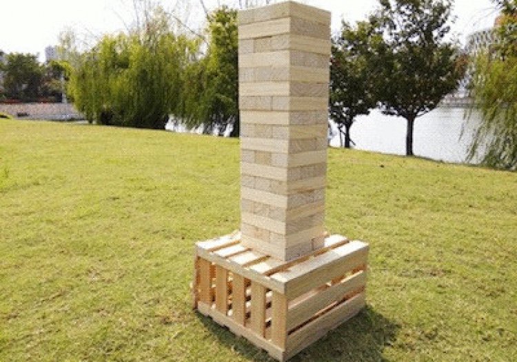 Giant Jenga